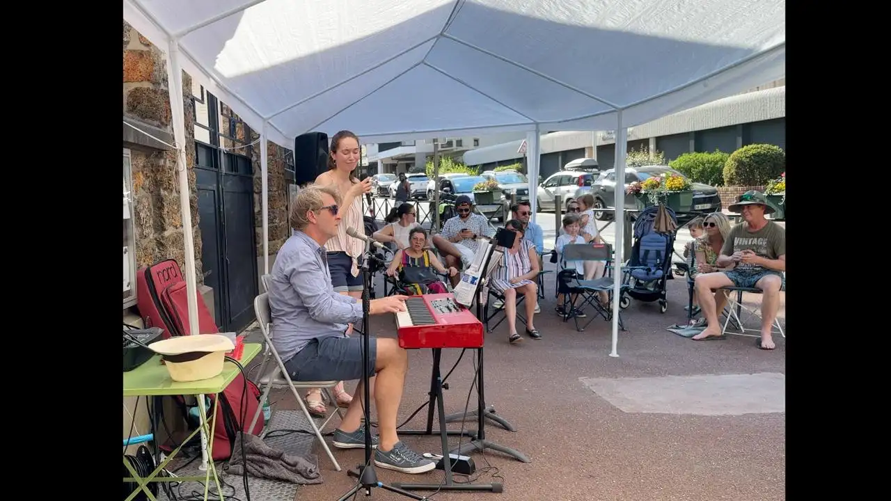 nos artistes lors de la fête de la musique au Pecq.