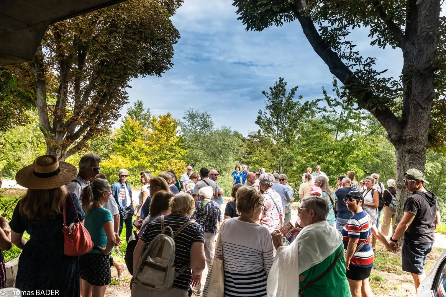 La foule présente pour entendre Justine Jérémie au Pecq